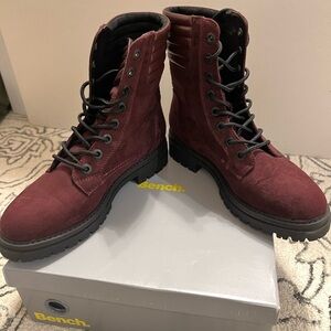 Womens Maroon suede combat boots